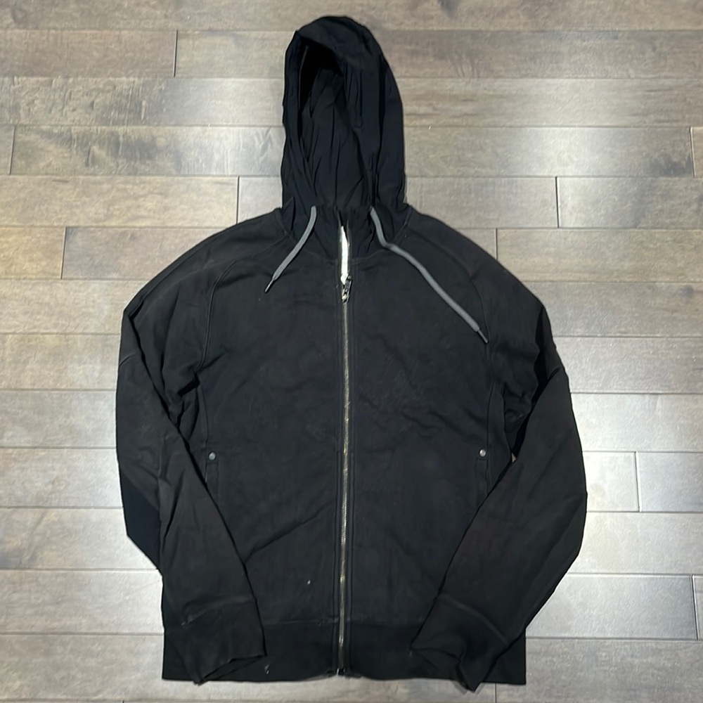 Lululemon mens zip up hoodie.